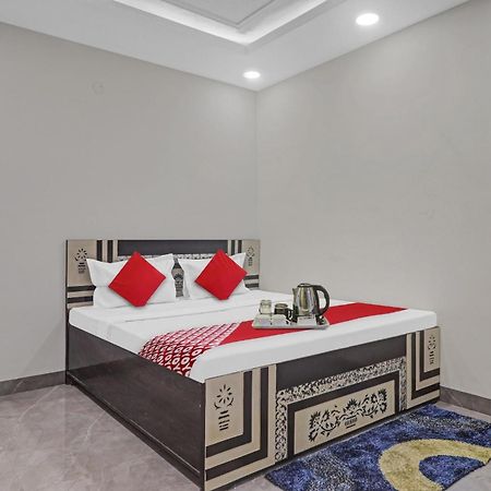 Hotel O Amazing Guest House 뉴델리 외부 사진
