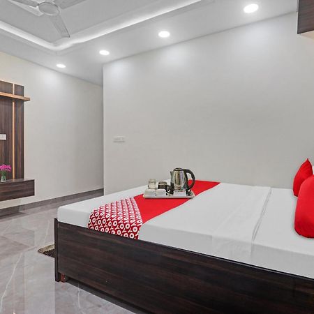 Hotel O Amazing Guest House 뉴델리 외부 사진