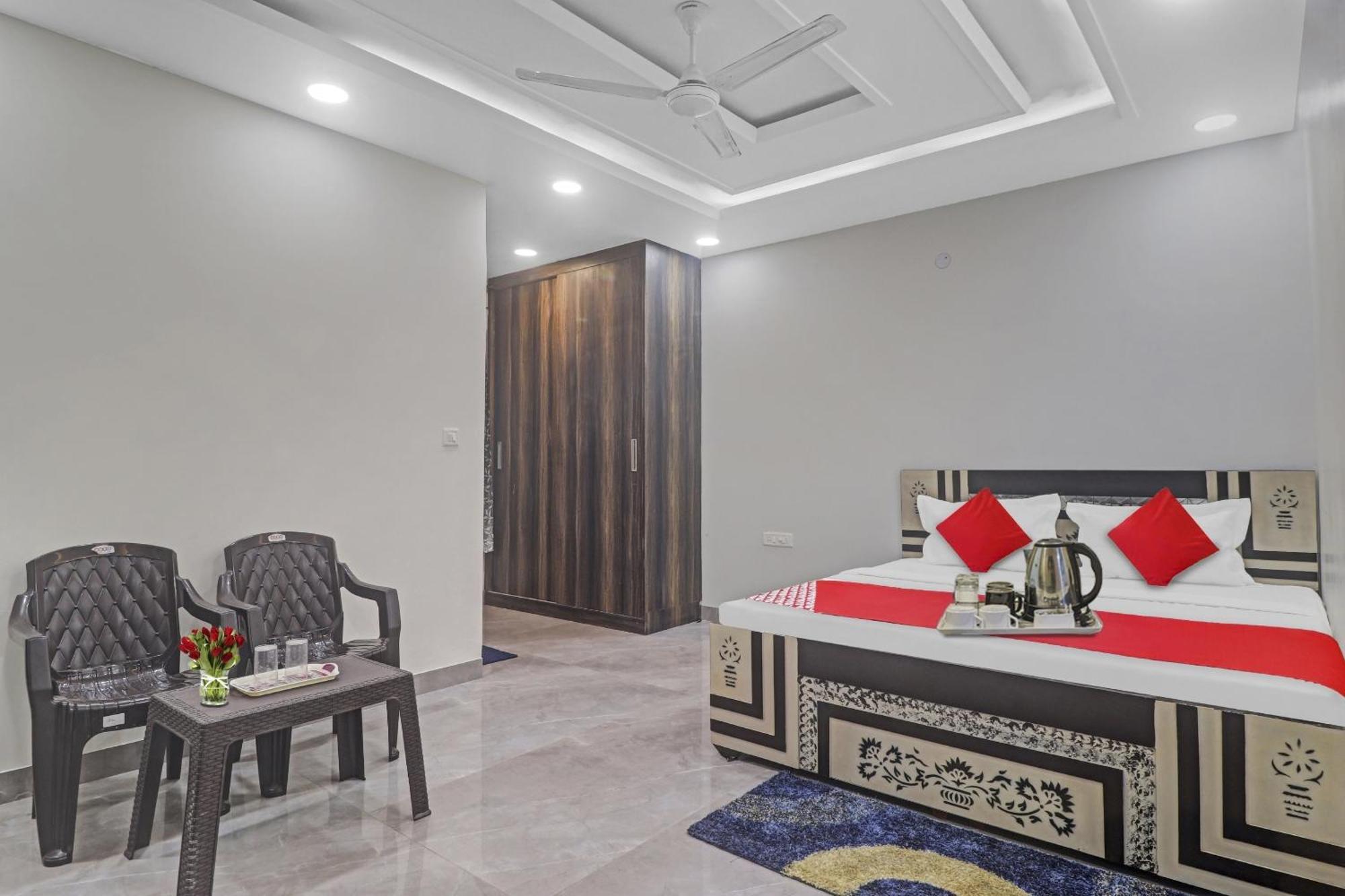 Hotel O Amazing Guest House 뉴델리 외부 사진