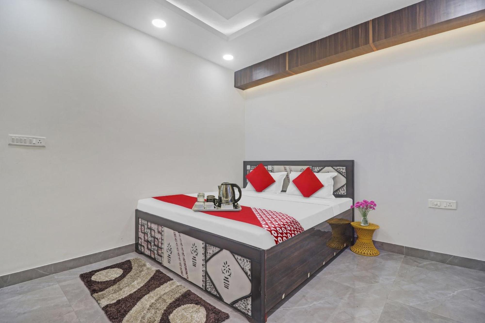 Hotel O Amazing Guest House 뉴델리 외부 사진