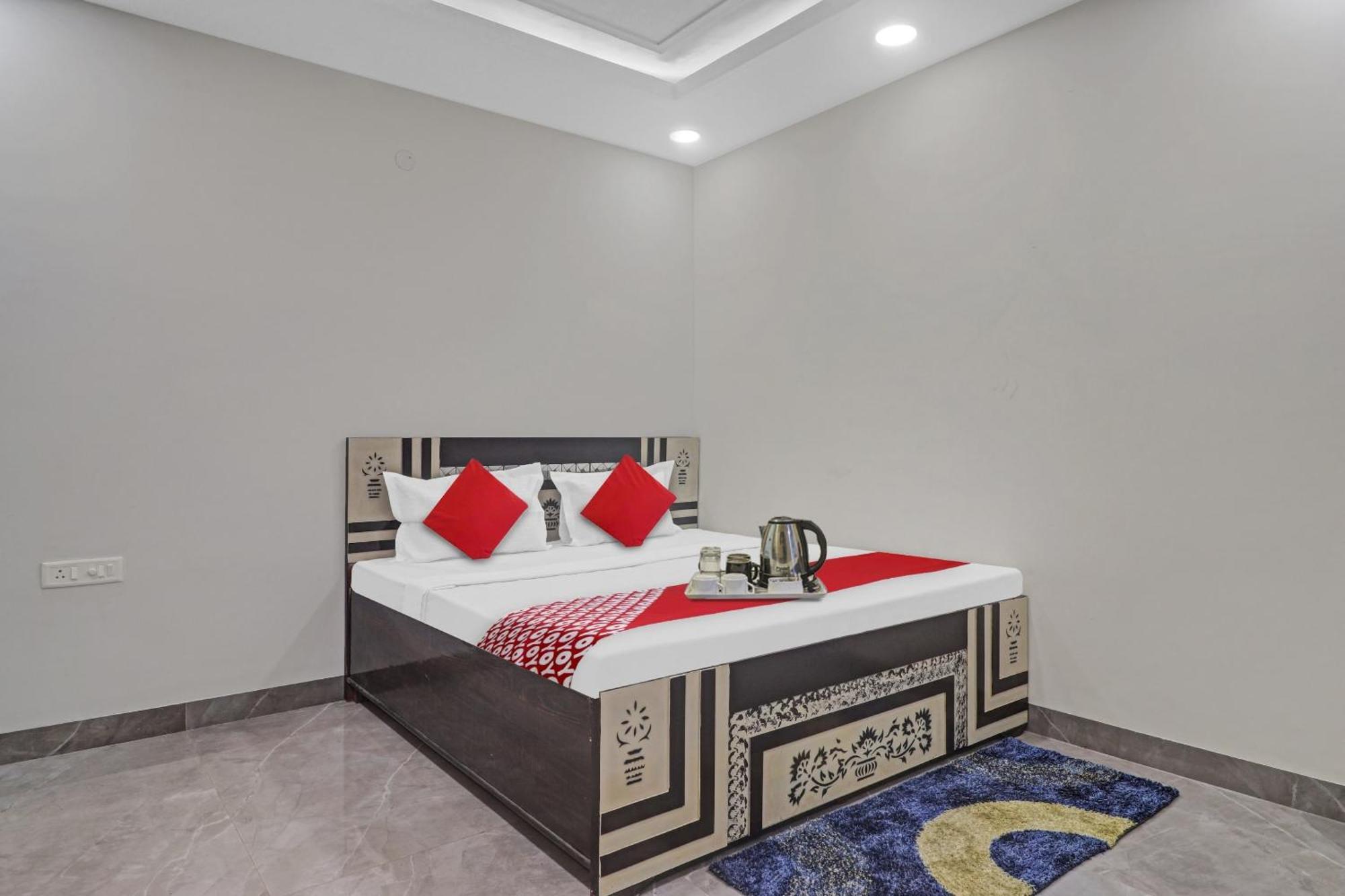 Hotel O Amazing Guest House 뉴델리 외부 사진