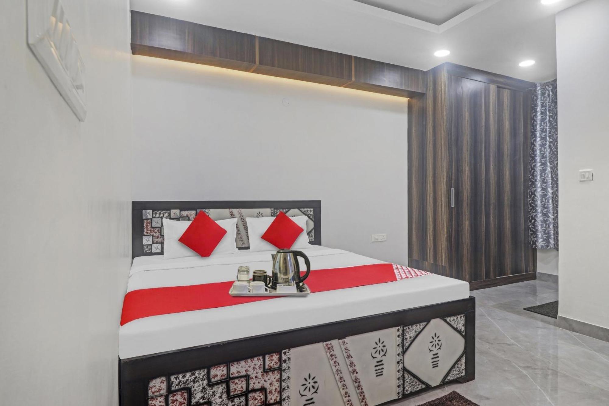 Hotel O Amazing Guest House 뉴델리 외부 사진