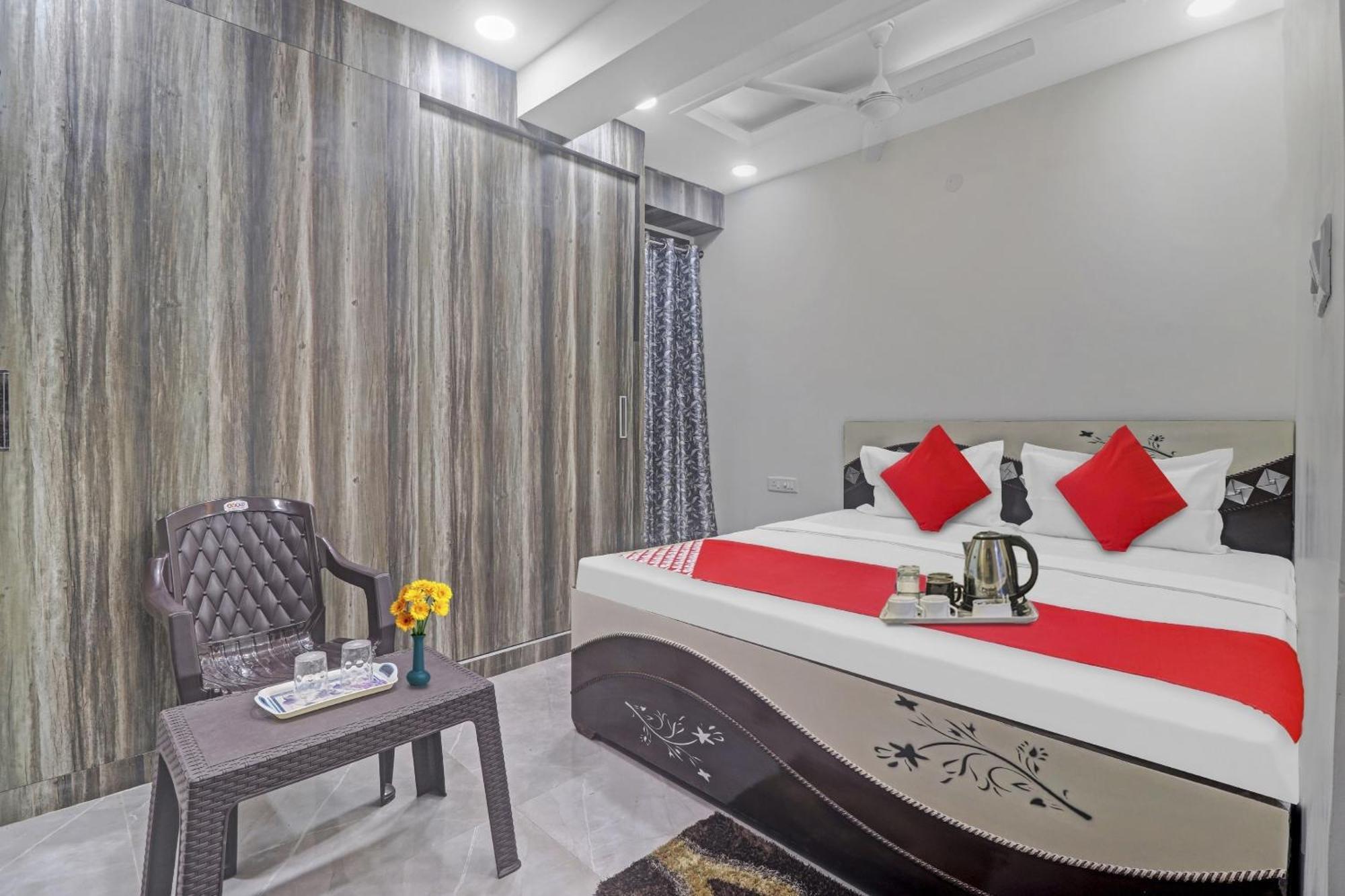 Hotel O Amazing Guest House 뉴델리 외부 사진